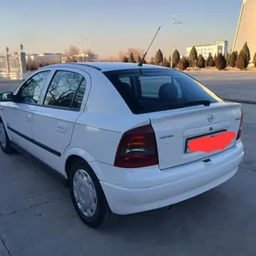 Opel Astra 2003