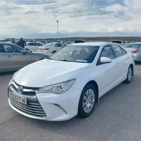 Toyota Camry 2017