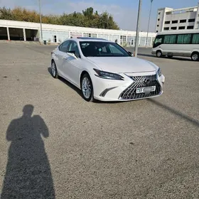 Lexus ES 350 2020