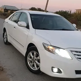 Toyota Camry 2011
