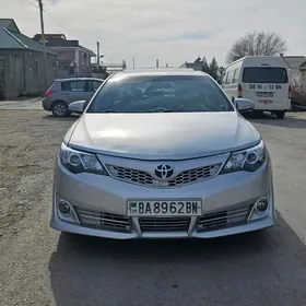 Toyota Camry 2011