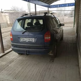 Opel Zafira 2002