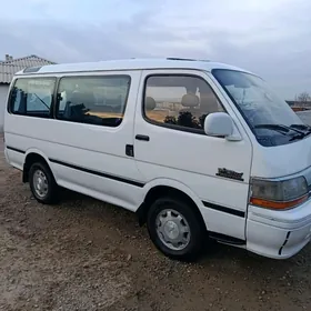 Toyota Hiace 1990