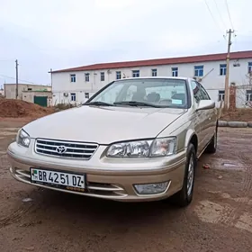 Toyota Camry 1998