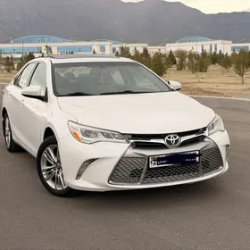 Toyota Camry 2016