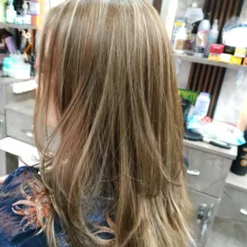 Parihmaher Vizažist