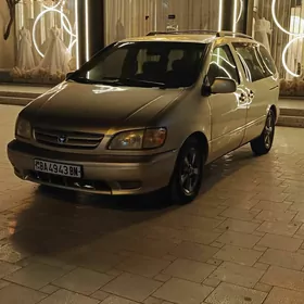 Toyota Sienna 2003