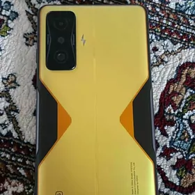 poco f4gt