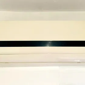 Кондиционер HYUNDAI б/у 30²