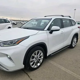 Toyota Highlander 2020