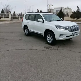 Toyota Land Cruiser Prado 2020