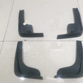 TIIDA-VERSA bryzg 07-11