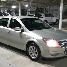 Opel Astra 2008
