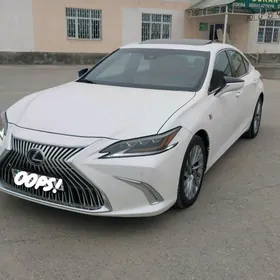 Lexus ES 350 2021