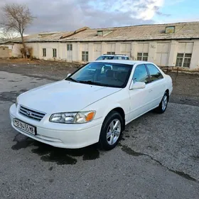 Toyota Camry 2000