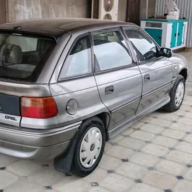 Opel Astra 1993