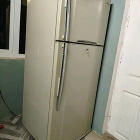 HOLADİLNİK TOSHİBA