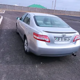 Toyota Camry 2010