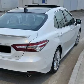 Toyota Camry 2020