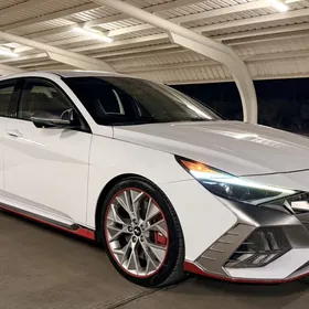 Hyundai Elantra 2022