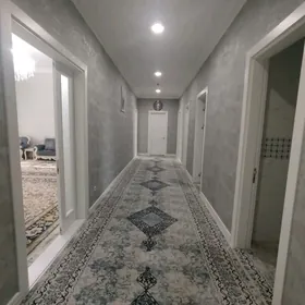 16 njy tapgyr 3 komnat 198m²