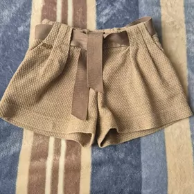 стильные шорты