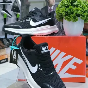 NIKE AIR ZOOM