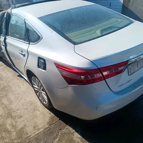 Toyota Avalon 2013