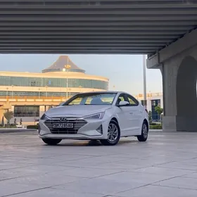 Hyundai Elantra 2020