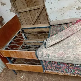 сеткалы кровать