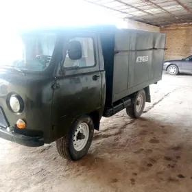 UAZ 2206 1980