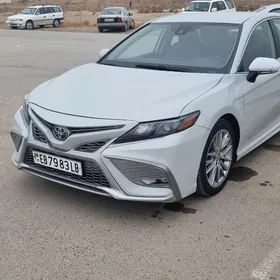 Toyota Camry 2022