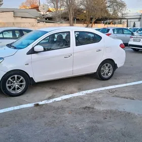 Mitsubishi Lanser 2013