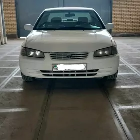 Toyota Camry 1997