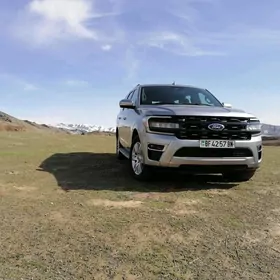 Ford Expedition 2024