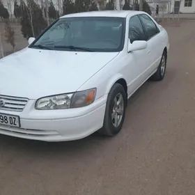 Toyota Camry 1997