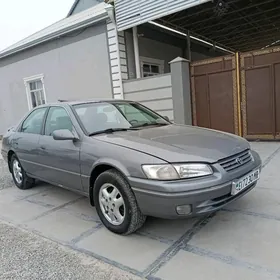 Toyota Camry 1999