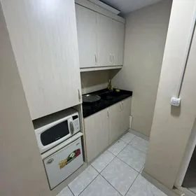 Arenda Gurtly podywal