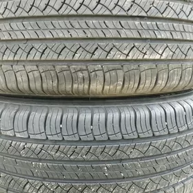 245 60 18 MICHELIN