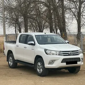 Toyota Hilux 2016