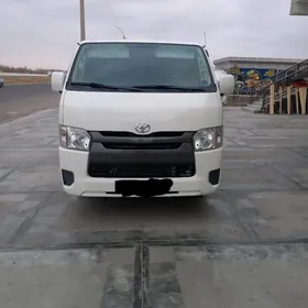 Toyota Hiace 2019