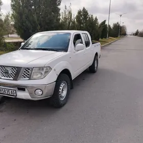 Nissan Navara 2011