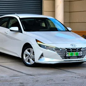 Hyundai Elantra 2021