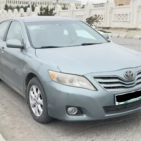 Toyota Camry 2011