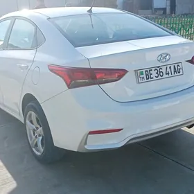 Hyundai Accent 2019