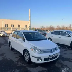 Nissan Versa 2010