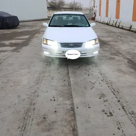 Toyota Camry 2001