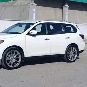 Nissan Pathfinder 2020