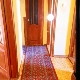 Satlik jaý nigmat bazar tarap