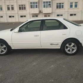Toyota Camry 1998
